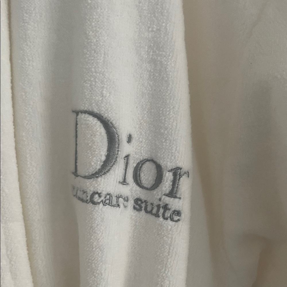 Dior Elegant Cream Robe - Picture 2 of 5